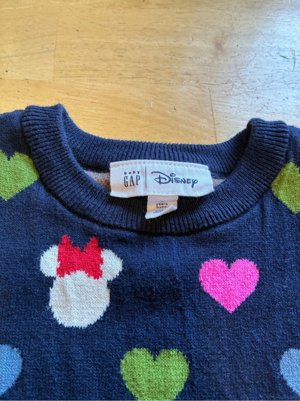 Baby Gap X Disney Minnie Mouse & Heart Crewneck Sweater Girls Size 5
